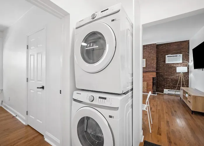 Apartment Shadyside, Pittsburgh, Modern And Cozy 1 Bedroom Unit3 With Free Parking *