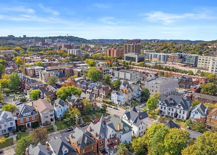 Shadyside, Pittsburgh, Modern And Cozy 1 Bedroom Unit3 With Free Parking Apartment